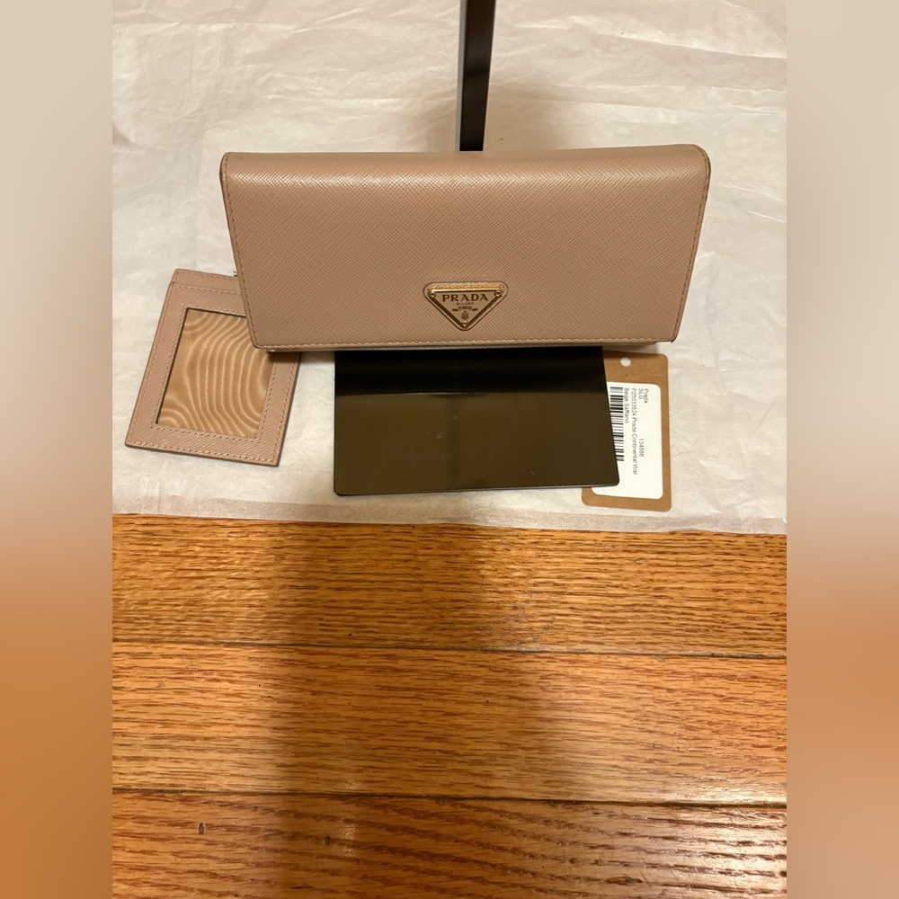 Prada Beige Women's Wallet Pre- Owned